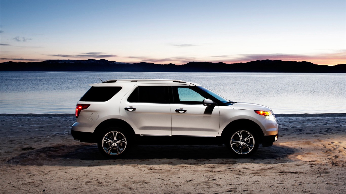 Ford Explorer Limited - 2011 HD Wallpaper #1 - 1366x768