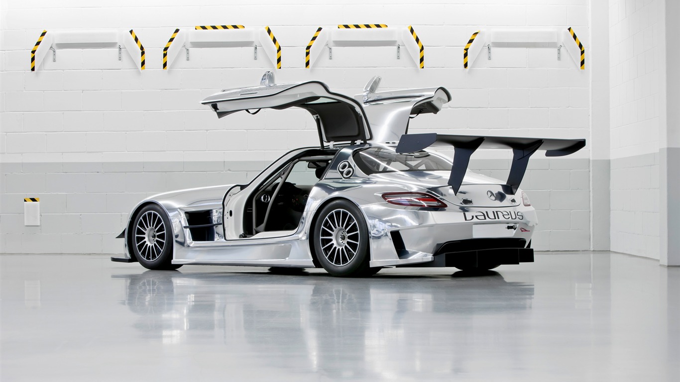 Mercedes-Benz SLS AMG GT3 - 2010 HD Wallpaper #3 - 1366x768