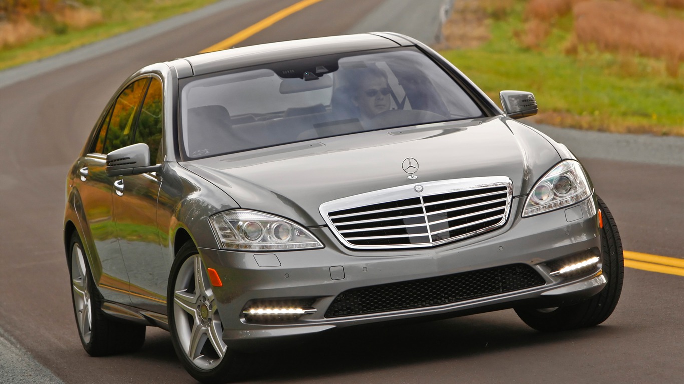 Mercedes-Benz S550 - 2010 fondos de escritorio de alta definición #5 - 1366x768