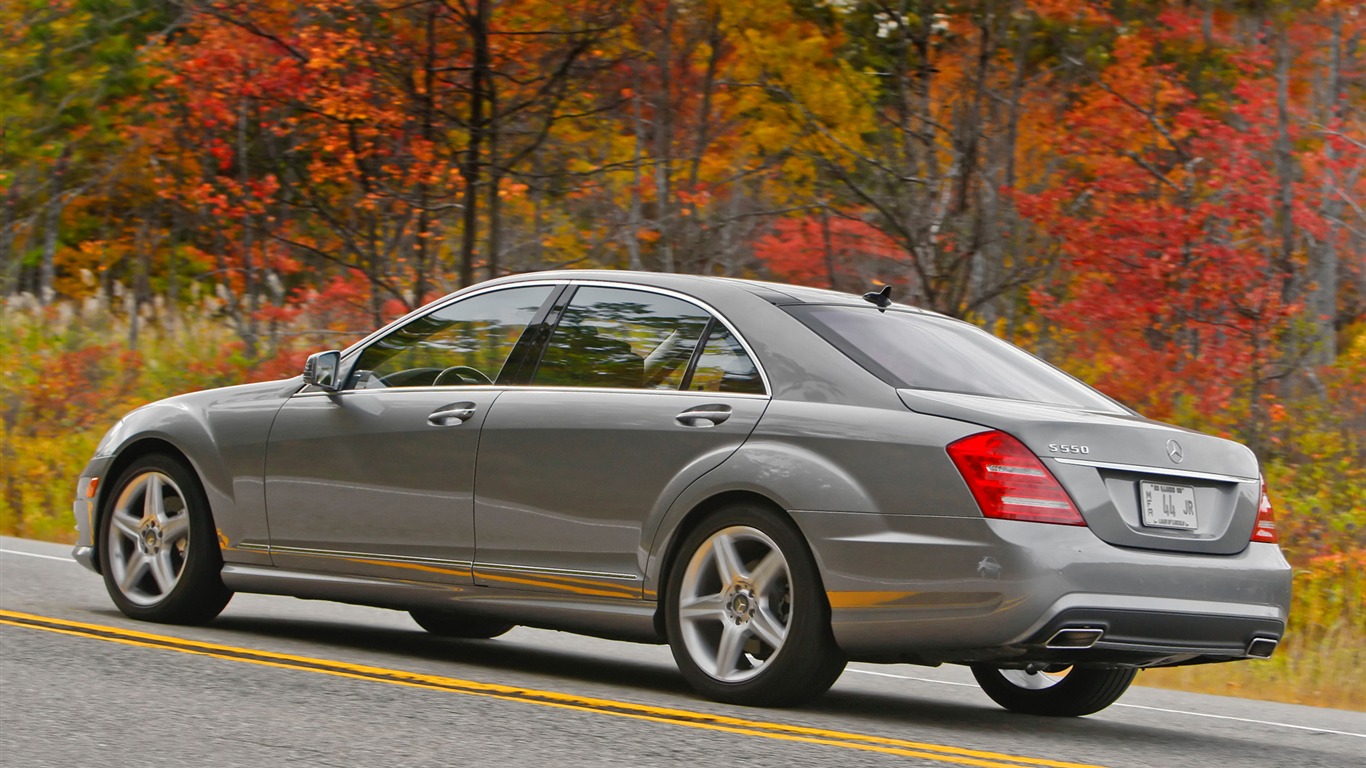 Mercedes-Benz S550 - 2010 fonds d'écran HD #22 - 1366x768