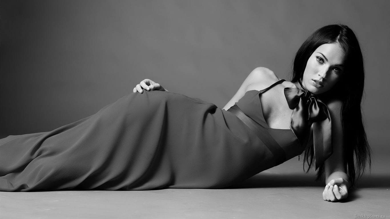 Megan Fox hermoso fondo de pantalla (2) #2 - 1366x768