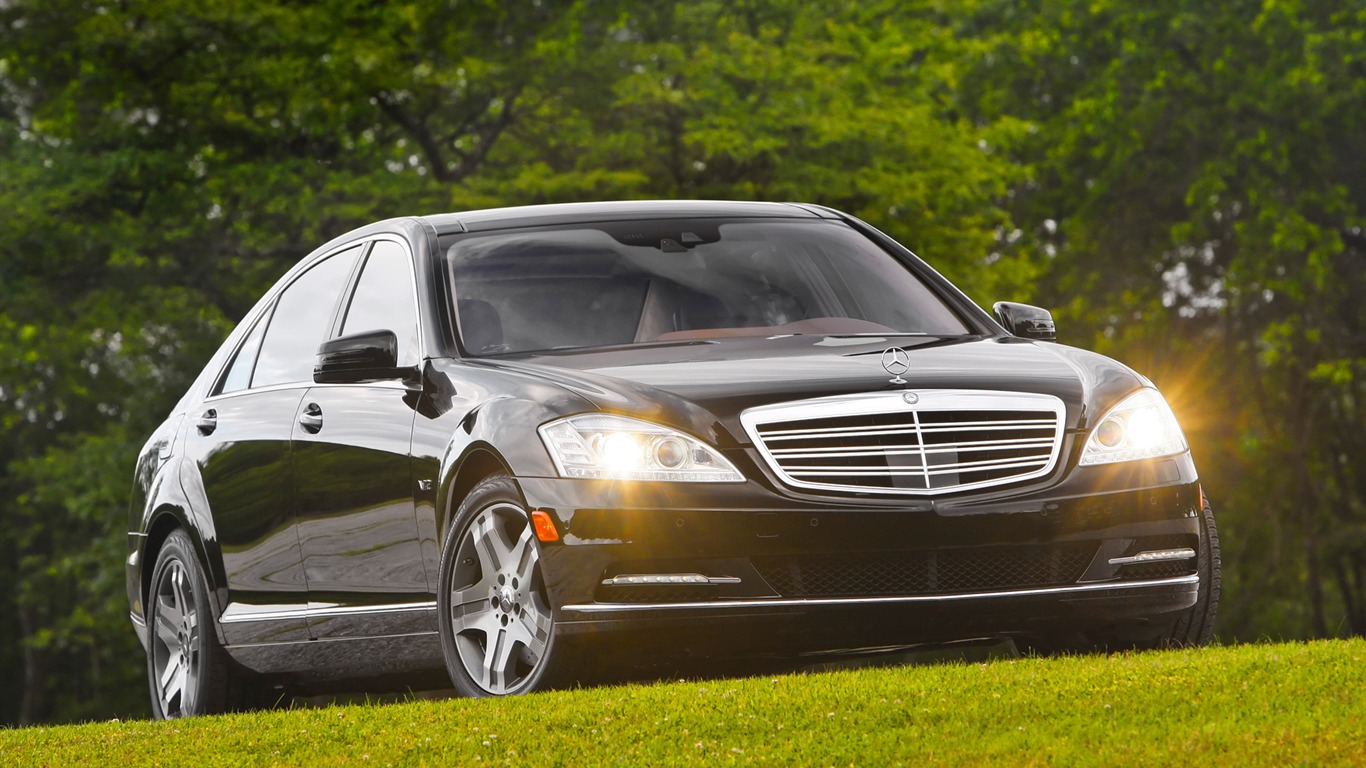 Mercedes-Benz S600 - 2010 fonds d'écran HD #2 - 1366x768