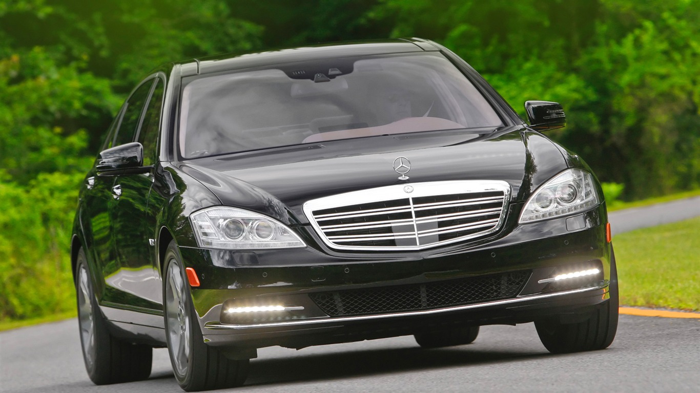 Mercedes-Benz S600 - 2010 HD обои #7 - 1366x768