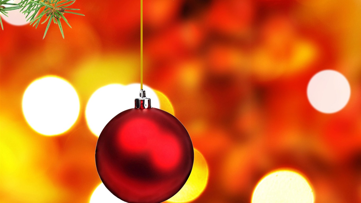 Christmas balls wallpaper (1) #7 - 1366x768