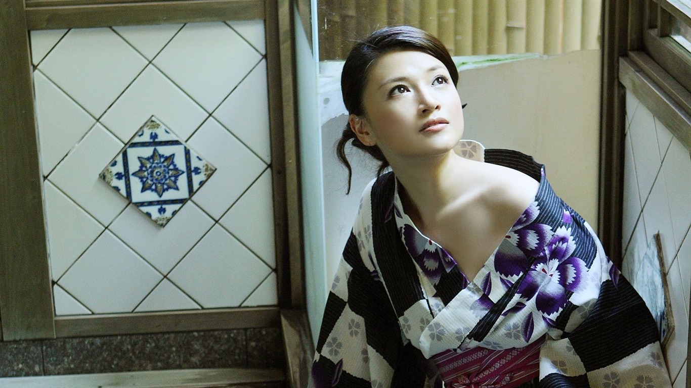 Shimazaki Wakako krásnou tapetu #16 - 1366x768