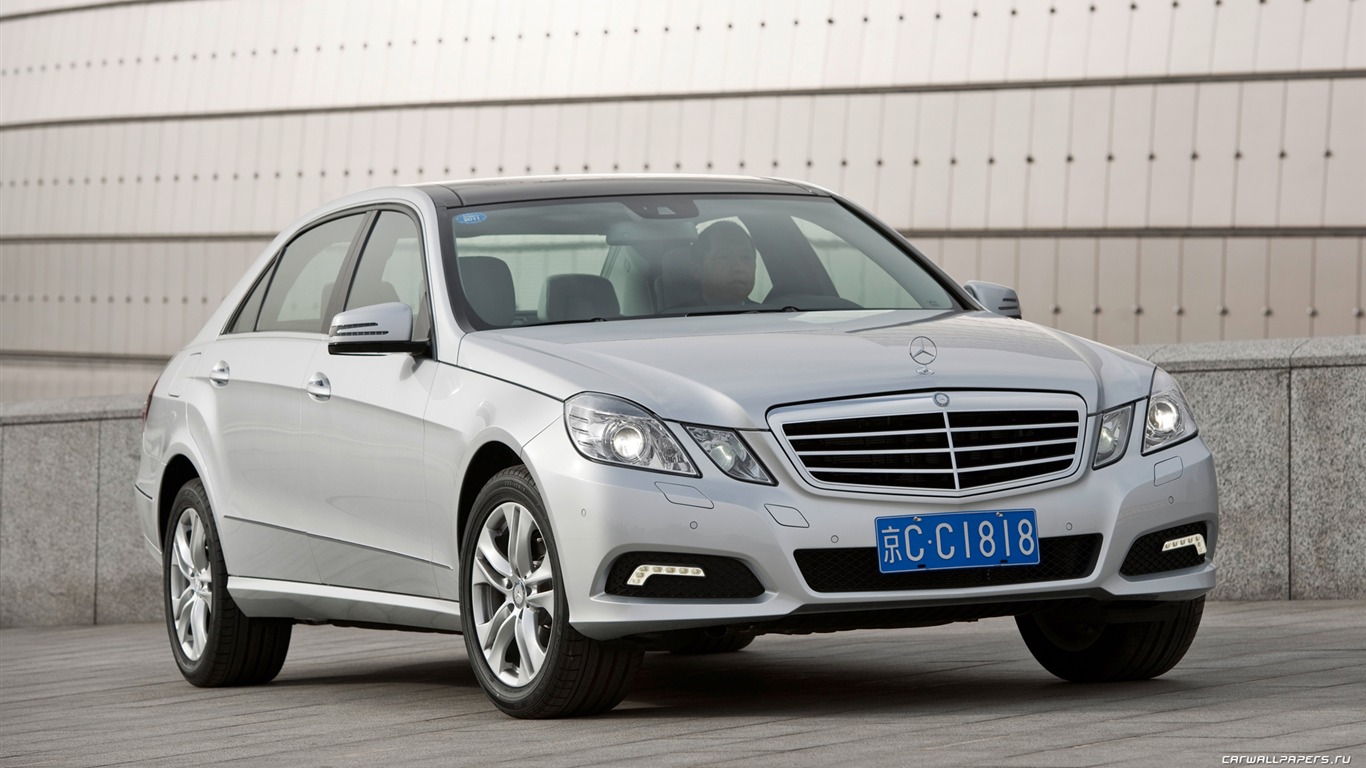 Mercedes-Benz E-Class Long Version - 2010 奔馳 #1 - 1366x768