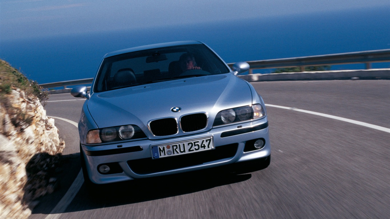 BMW는 M5의 E39의 HD 벽지 #4 - 1366x768