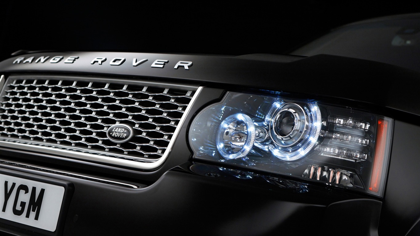 Land Rover Range Rover Black Edition - 2011 HD Wallpaper #20 - 1366x768