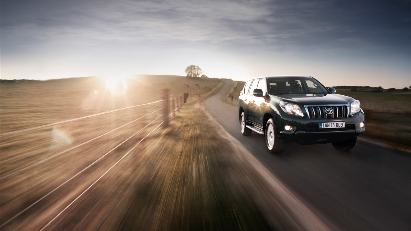 Toyota Land Cruiser Prado - 2009 HD wallpaper #3 - 1366x768