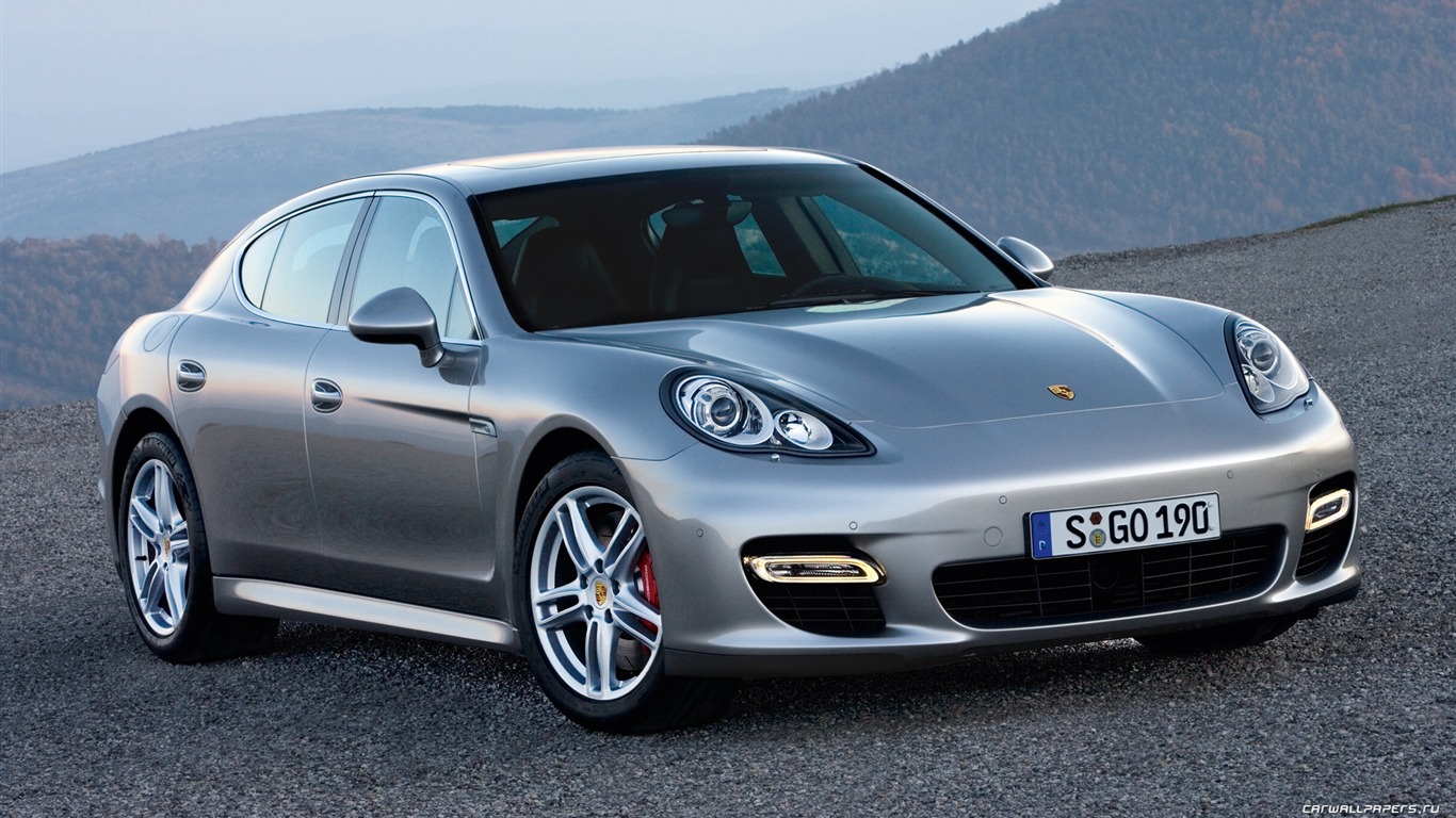 Porsche Panamera Turbo - 2009 HD Wallpaper #13 - 1366x768