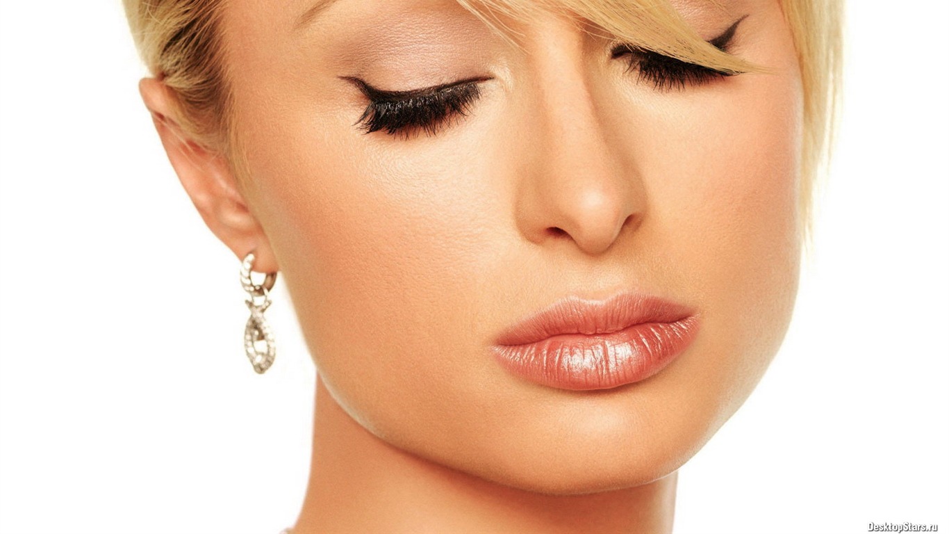 Paris Hilton hermoso fondo de pantalla (2) #2 - 1366x768