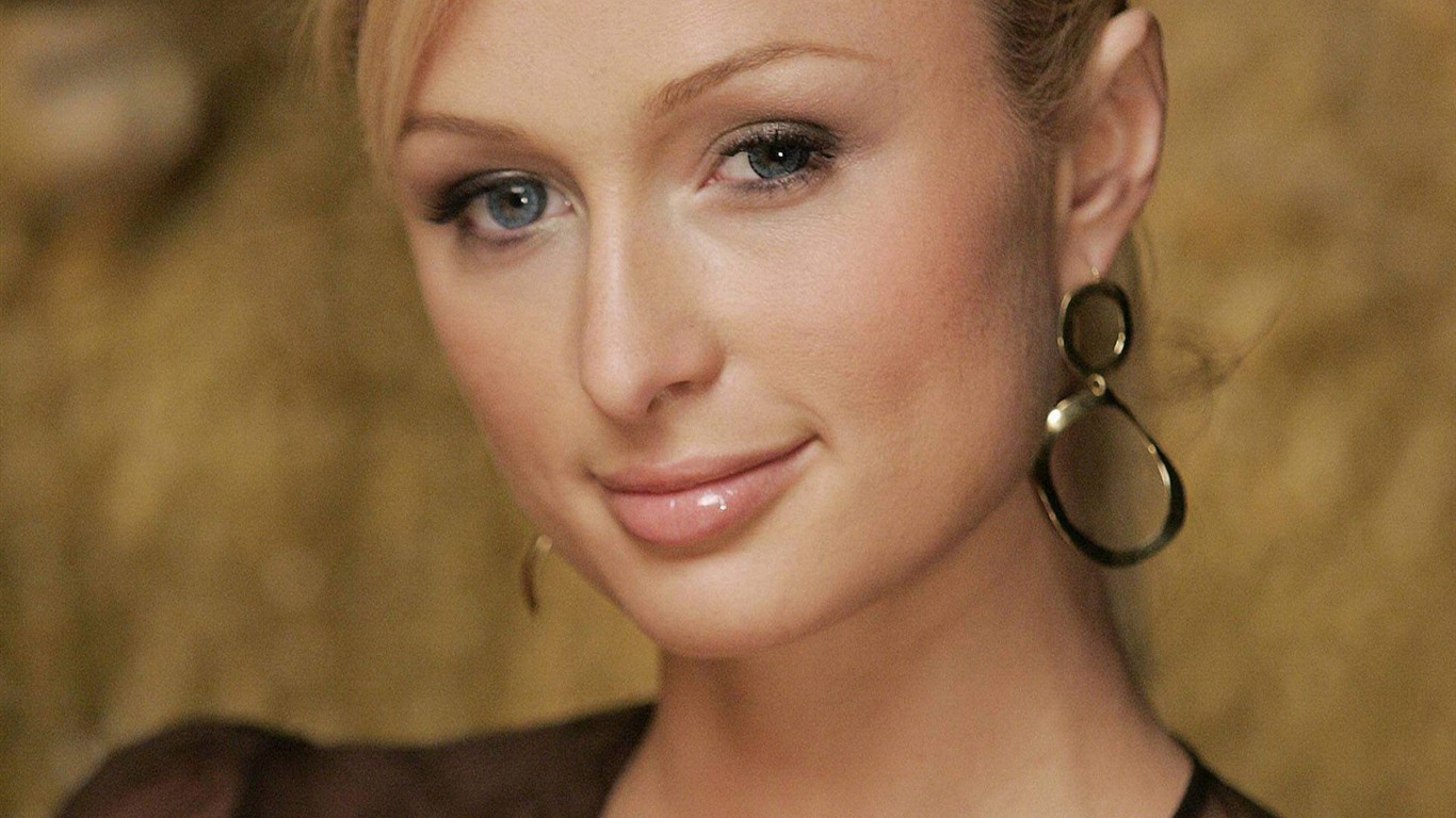 Paris Hilton hermoso fondo de pantalla (2) #6 - 1366x768
