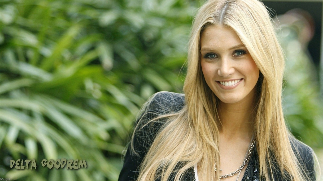 Delta Goodrem hermosos fondos de escritorio #4 - 1366x768