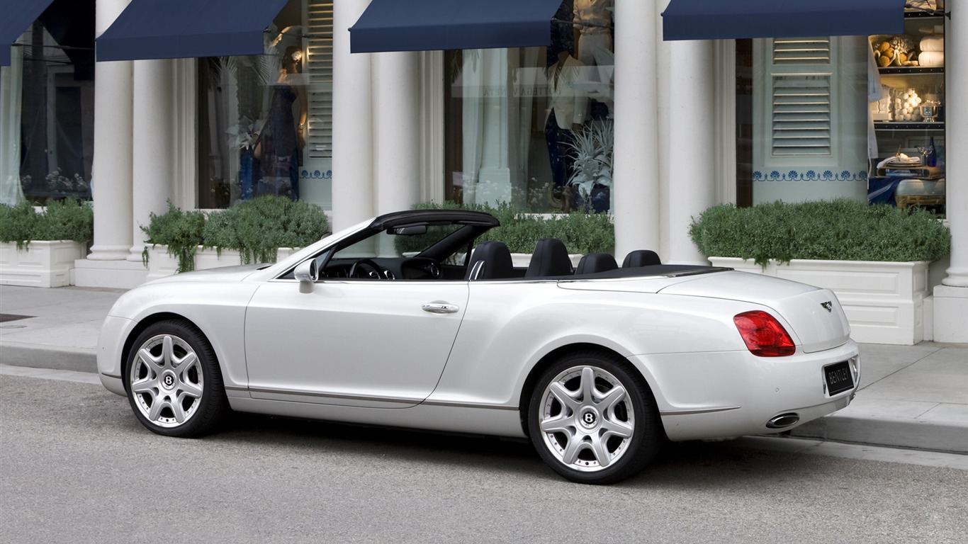 Bentley Continental GTC - 2006 fonds d'écran HD #12 - 1366x768