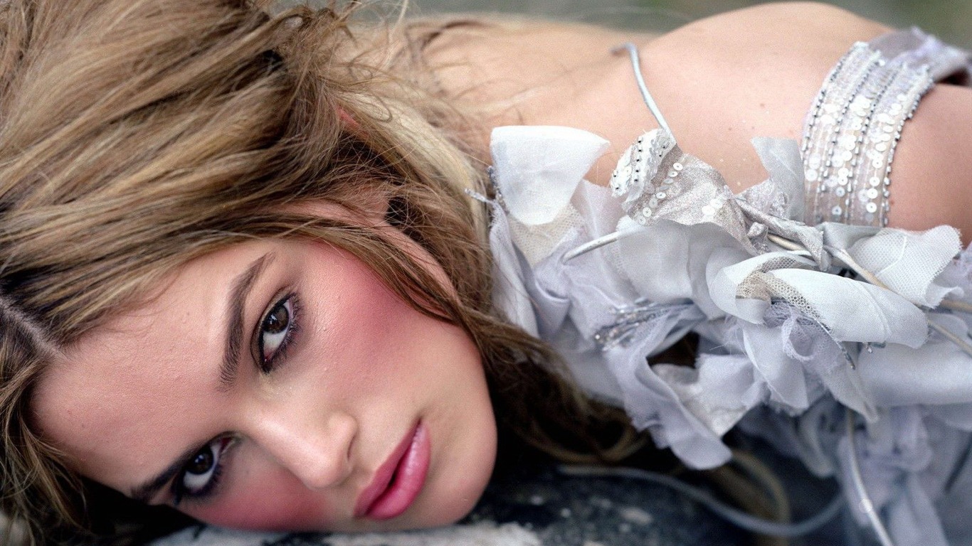 Keira Knightley beau fond d'écran (2) #17 - 1366x768