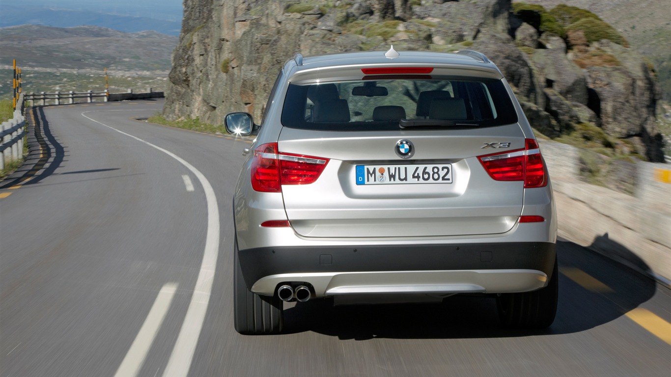 BMW X3 xDrive35i - 2010 宝马(二)8 - 1366x768