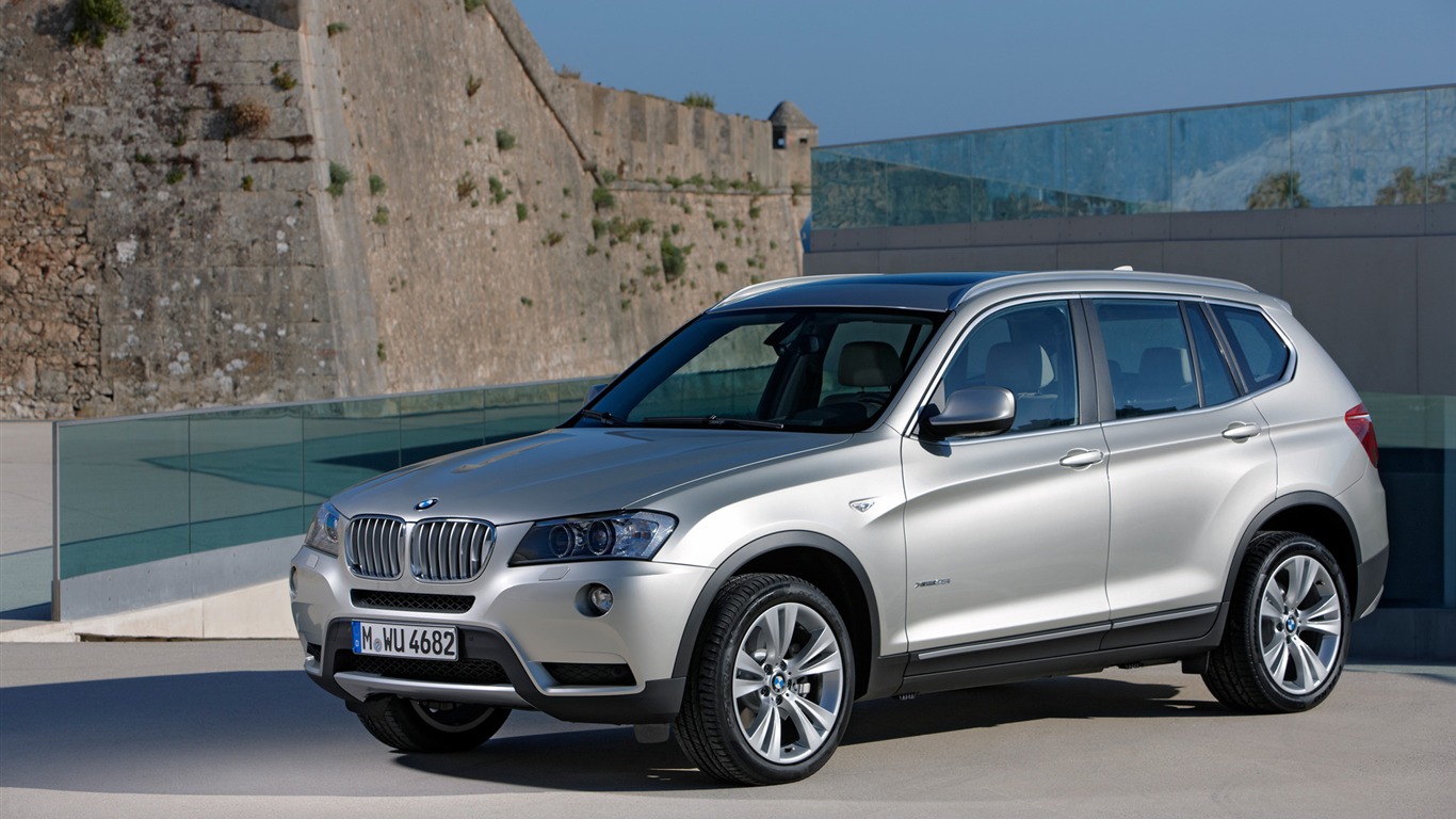 BMW X3 xDrive35i - 2010 (1) #18 - 1366x768