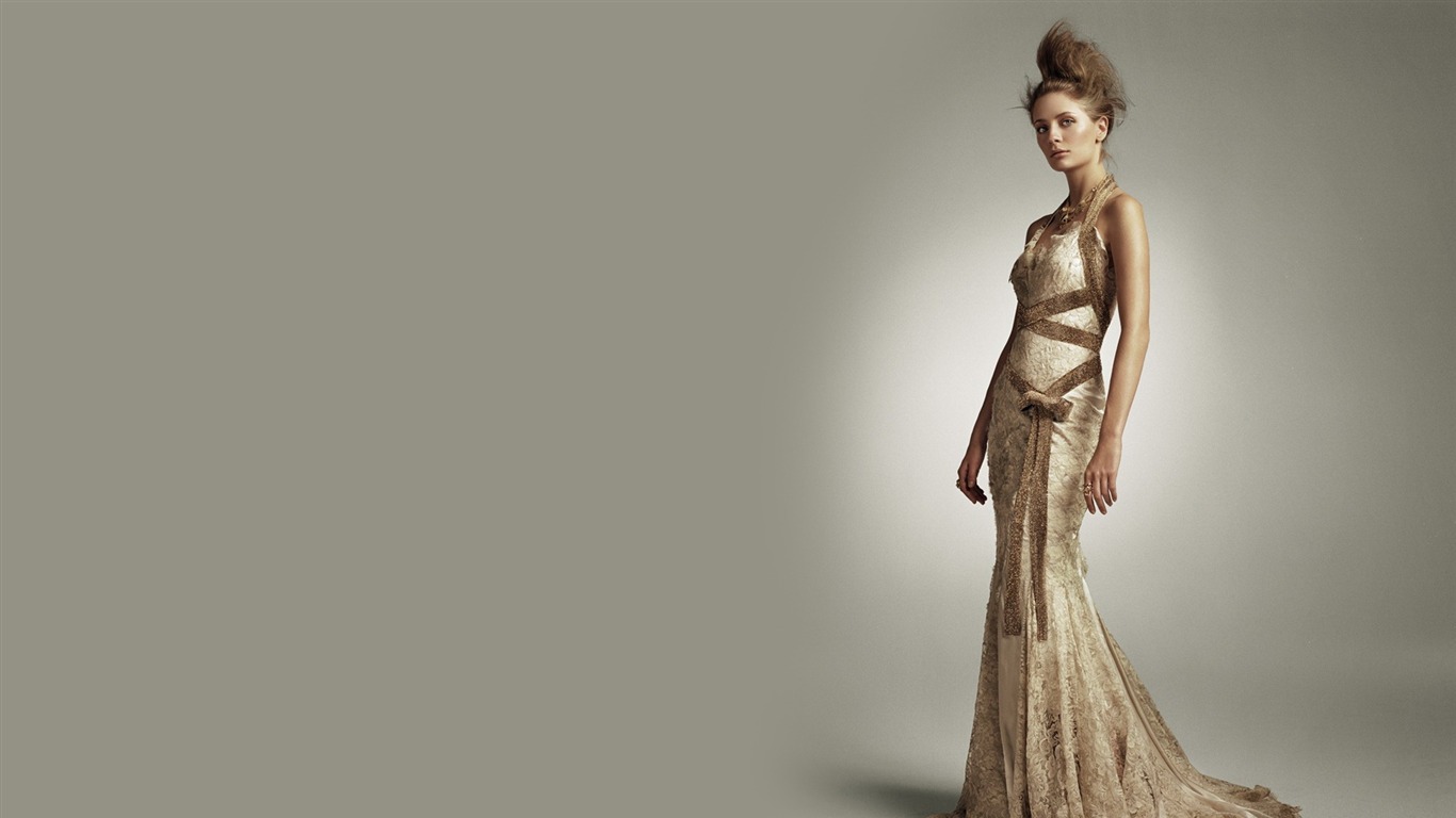 Mischa Barton hermosa fondo de pantalla (2) #19 - 1366x768