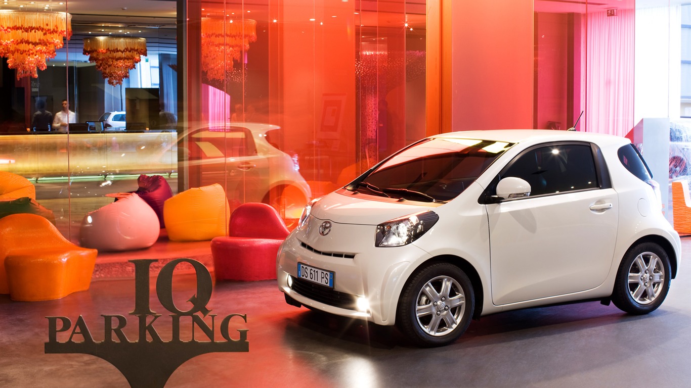 Toyota iQ - 2009 HD Wallpaper (2) #13 - 1366x768