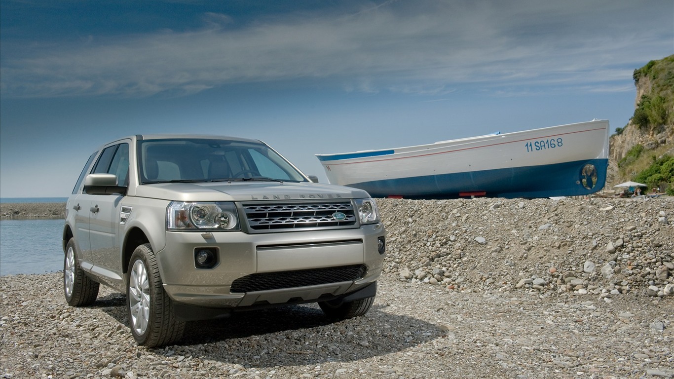Land Rover wallpapers 2011 (1) #6 - 1366x768