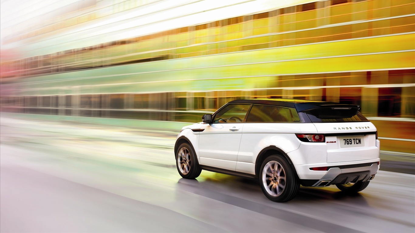 Land Rover wallpapers 2011 (2) #8 - 1366x768