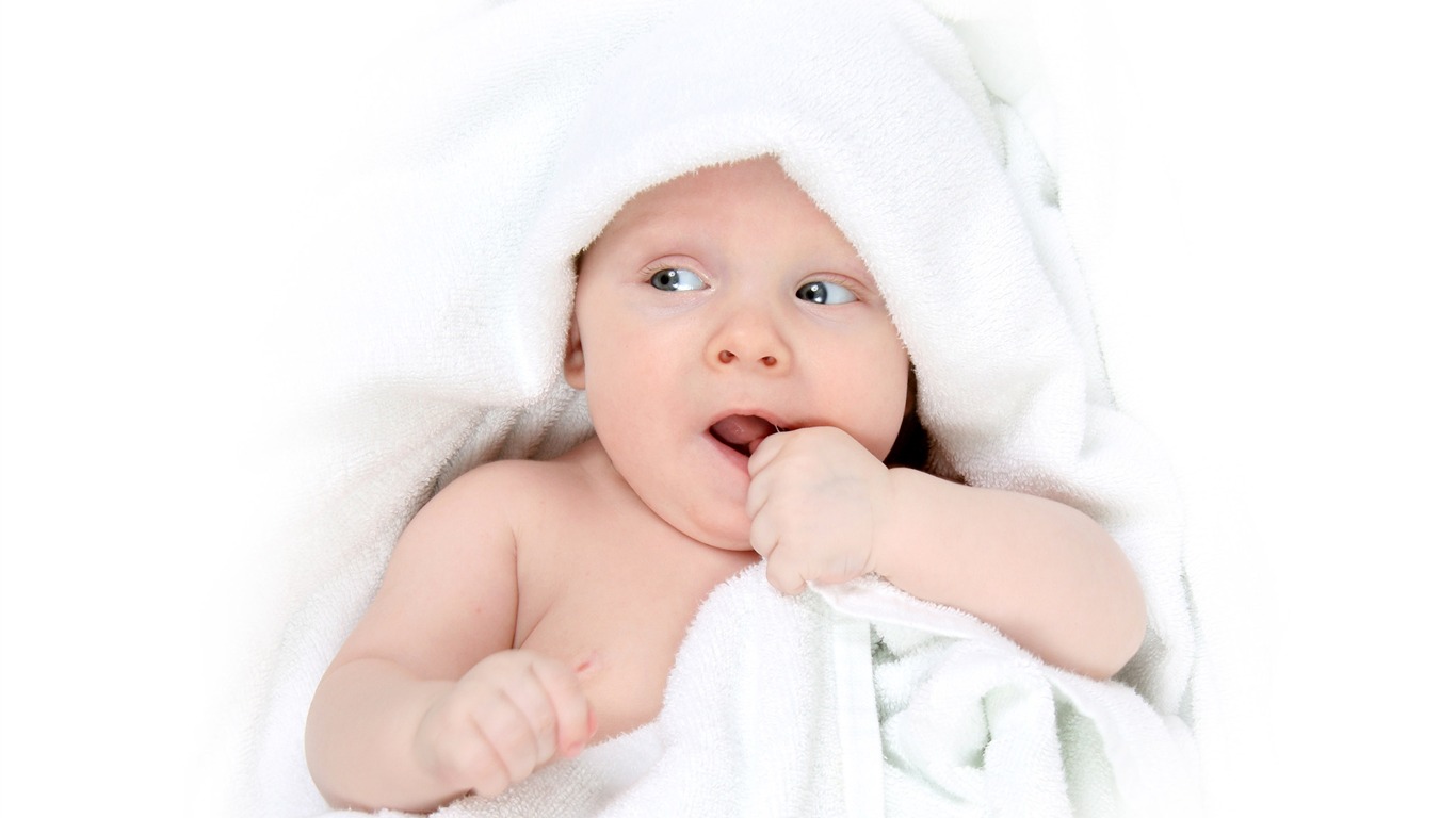 Fonds d'écran mignon de bébé (4) #2 - 1366x768