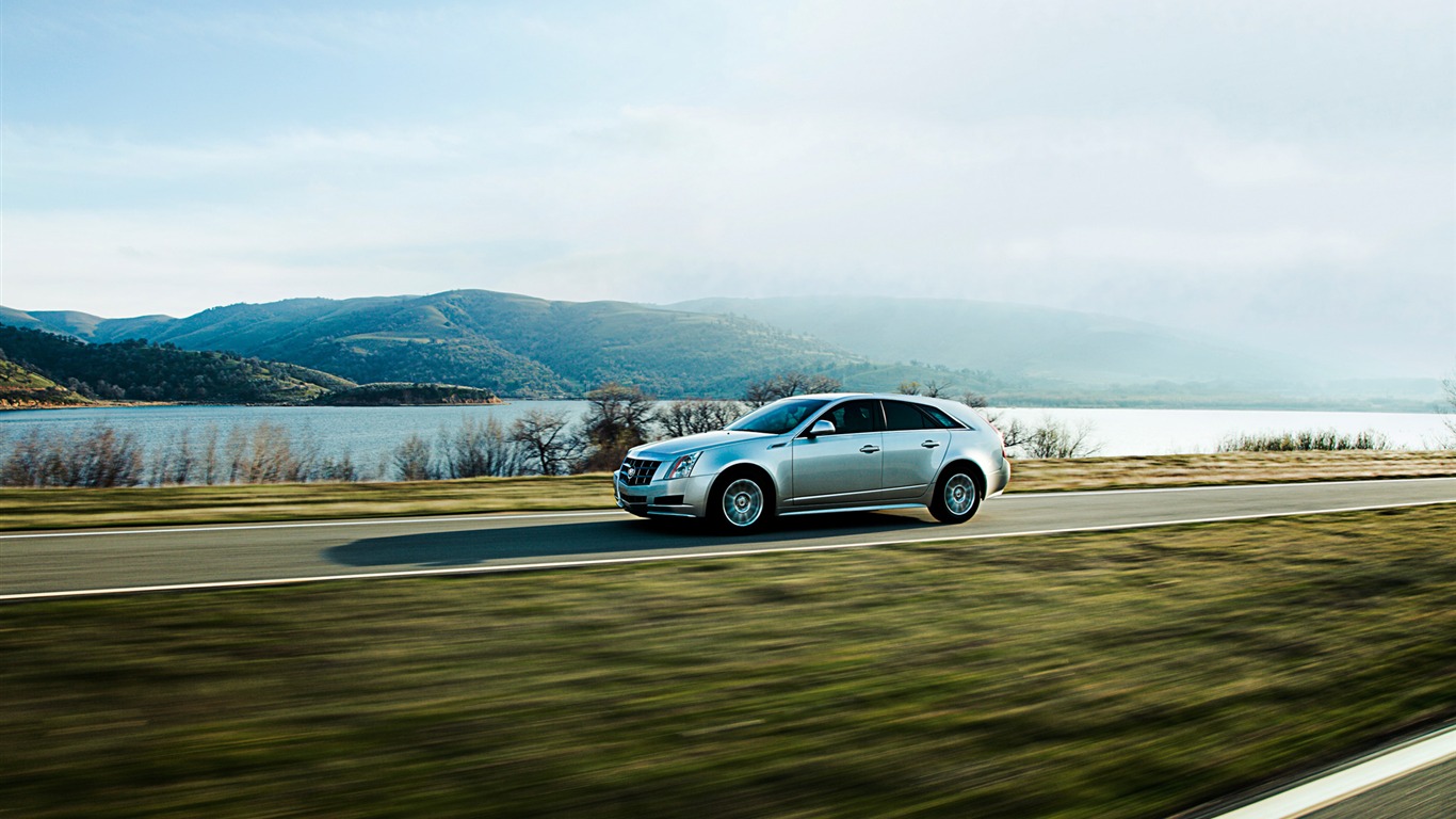 Cadillac CTS Sport Wagon - 2011 fondos de escritorio de alta definición #6 - 1366x768