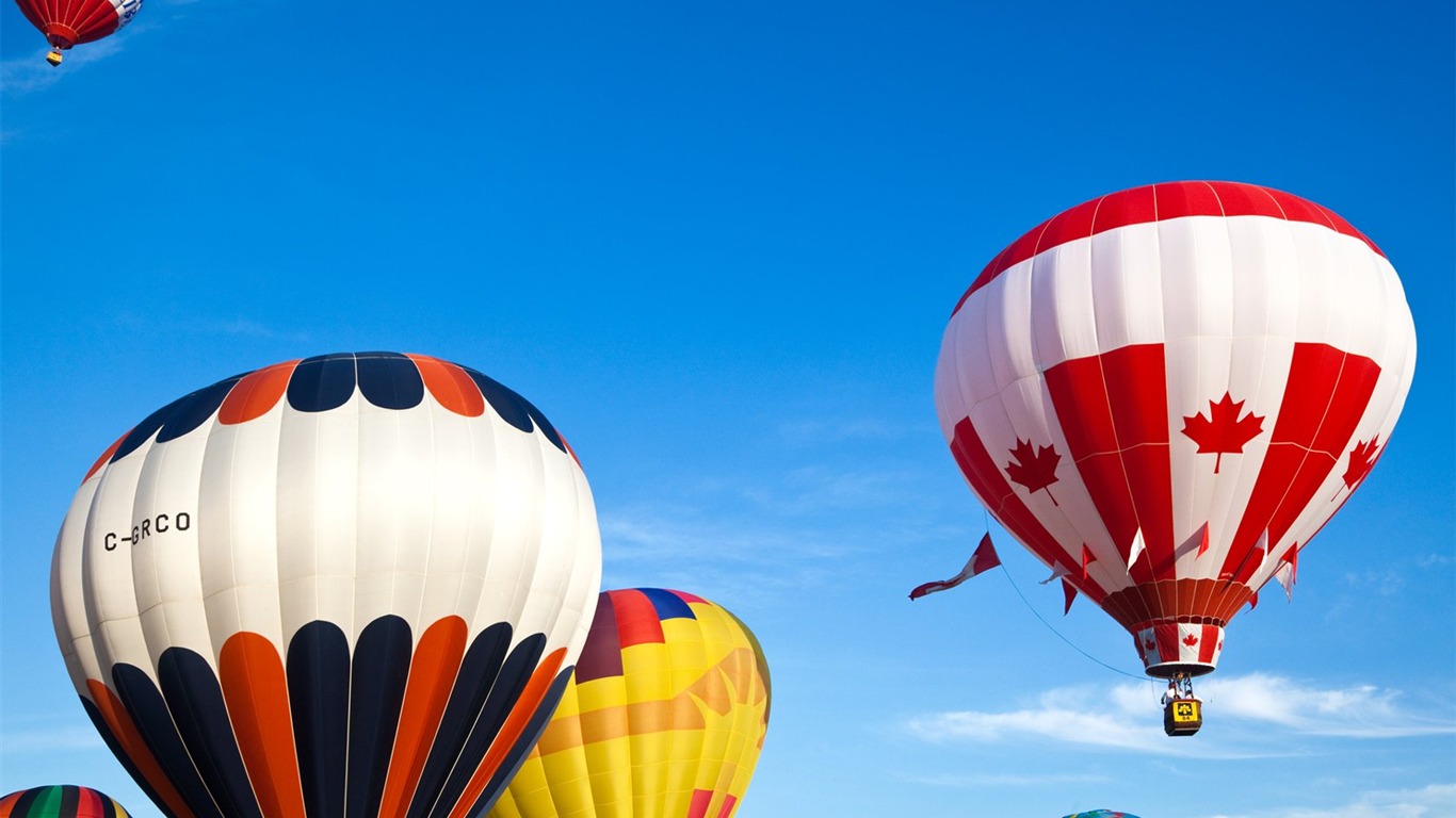 Colorful hot air balloons wallpaper (1) #8 - 1366x768