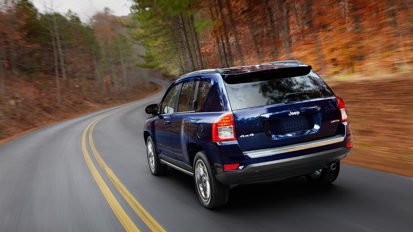 Jeep Compass - 2011 fonds d'écran HD #8 - 1366x768