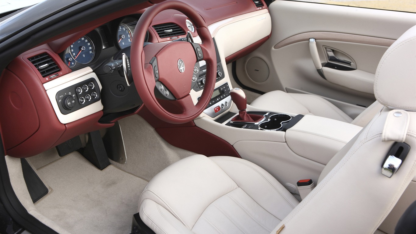 Maserati GranCabrio - 2010 HD tapetu #29 - 1366x768