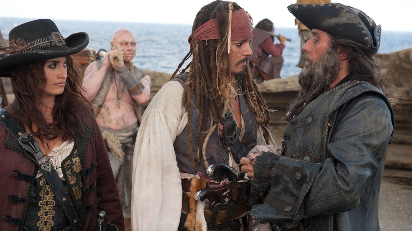 Pirates of the Caribbean: On Stranger Tides Tapeten #2 - 1366x768