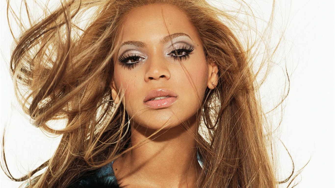 Beyonce Knowles krásnou tapetu #19 - 1366x768