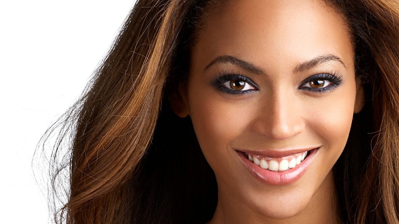 Beyonce Knowles krásnou tapetu #32 - 1366x768