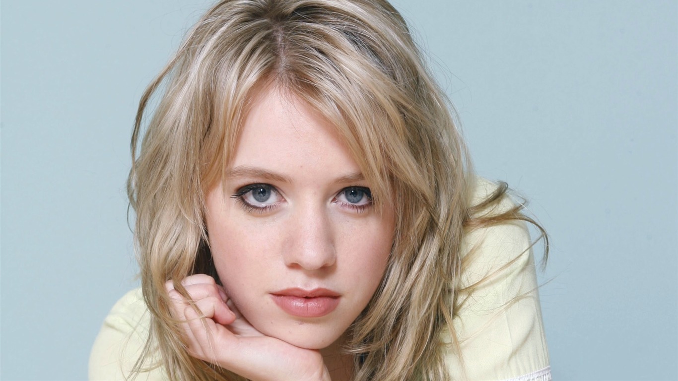 Alexz Johnson 亚莉克兹·约翰逊 美女壁纸1 - 1366x768