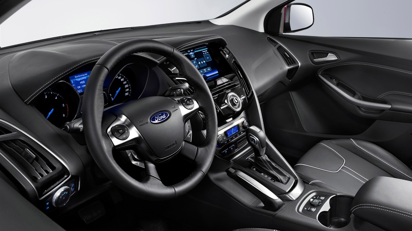 Ford Focus 5 portes à hayon - 2011 fonds d'écran HD #23 - 1366x768