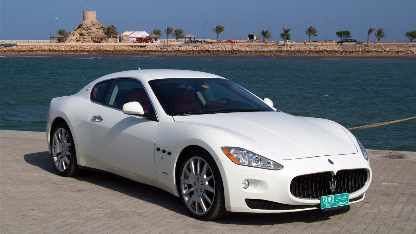 Maserati GranTurismo - 2007 HD wallpaper #19 - 1366x768