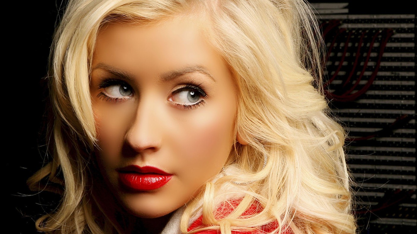 Christina Aguilera beautiful wallpapers #8 - 1366x768