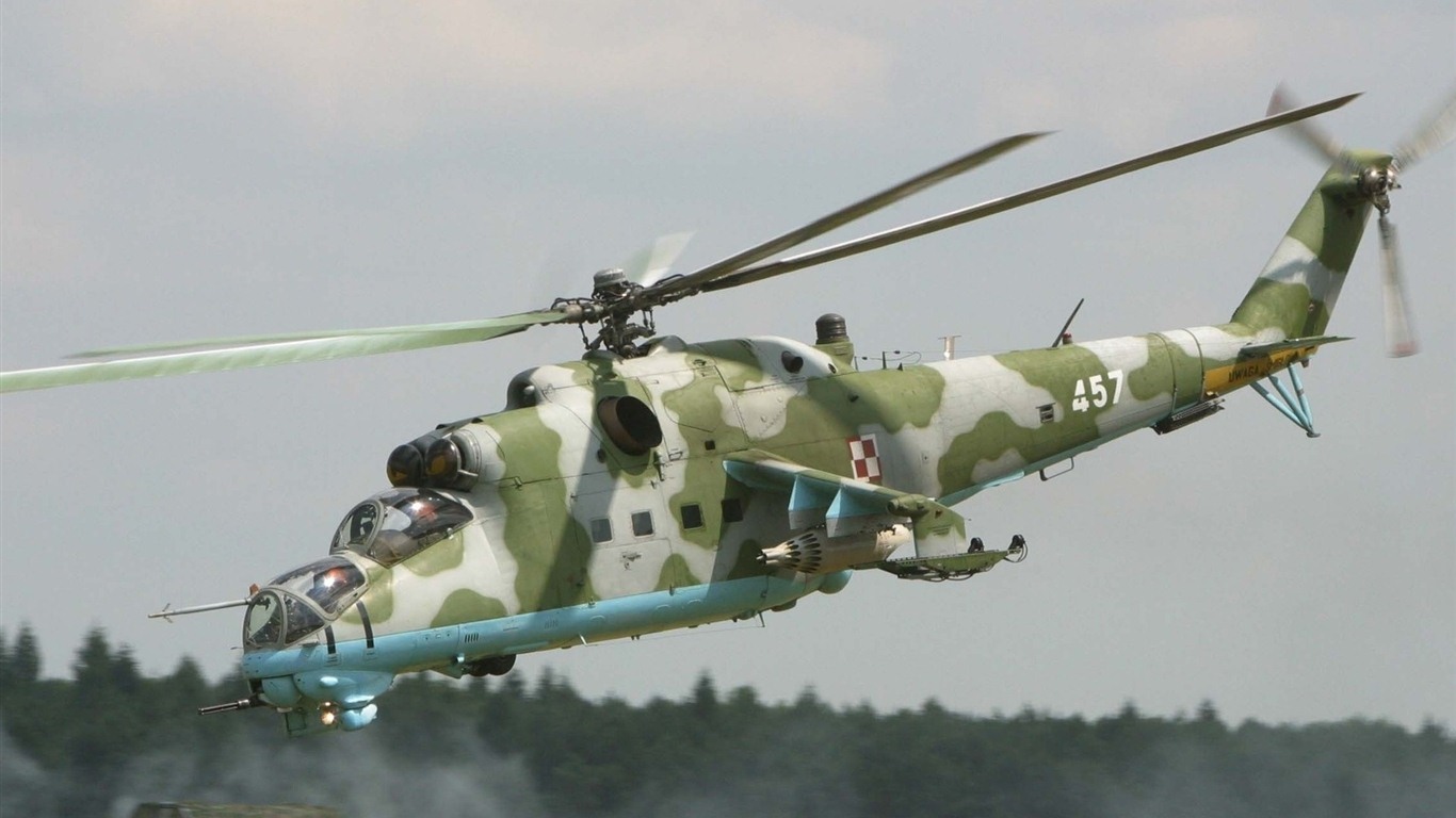 Военные вертолеты HD обои #4 - 1366x768