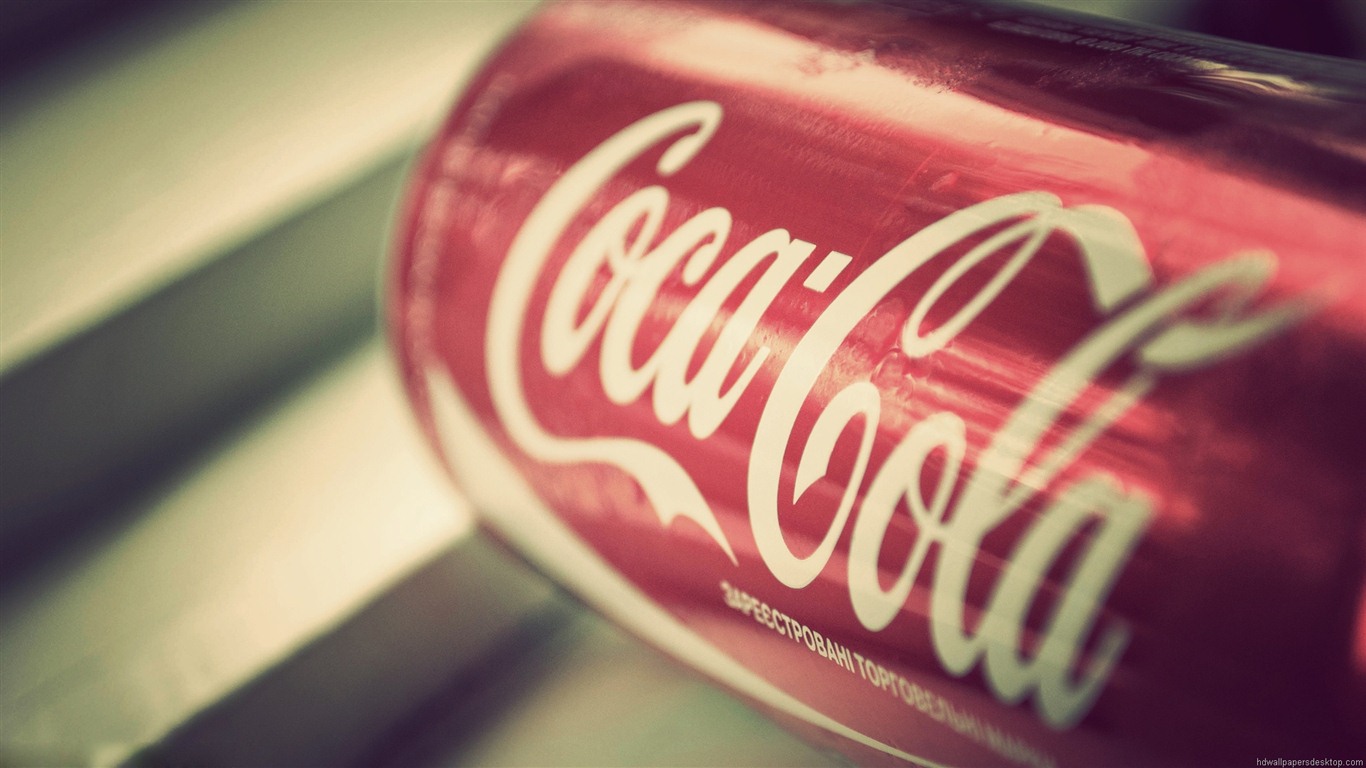 Coca-Cola красивыми обоями объявление #22 - 1366x768
