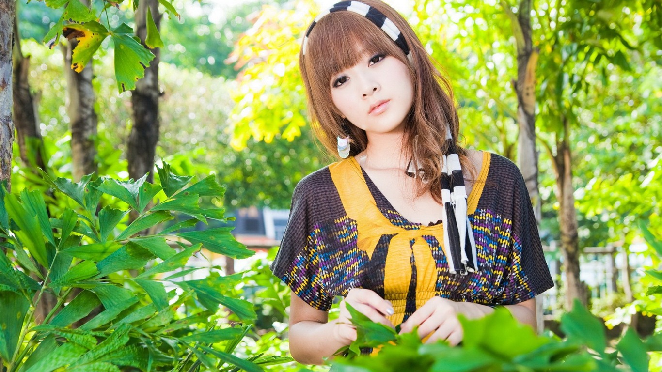 Tchaj-wan ovoce dívka krásné Tapety na plochu (11) #1 - 1366x768