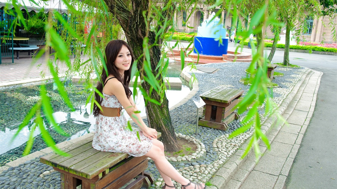 대만 과일 소녀 아름다운 월페이퍼 (11) #6 - 1366x768