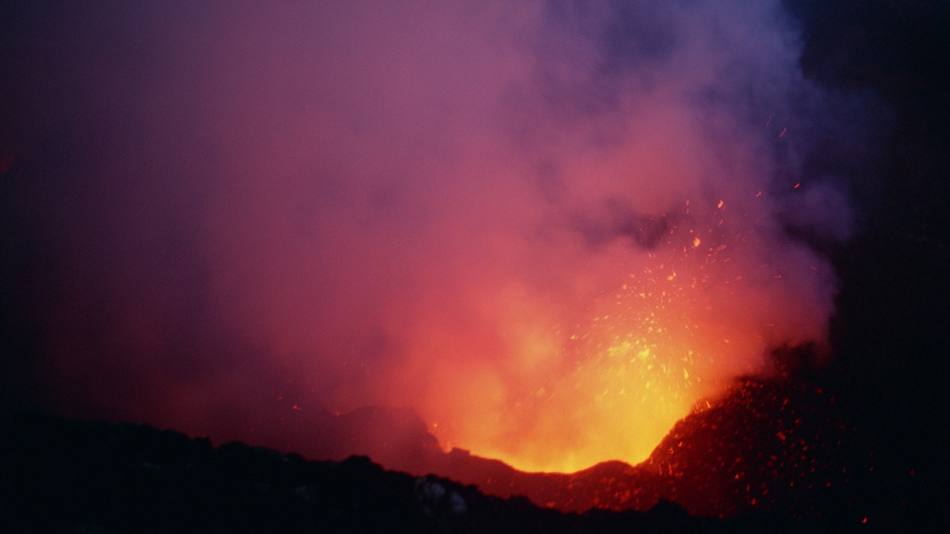 Vulkanausbruch von der herrlichen Landschaft Tapeten #12 - 1366x768
