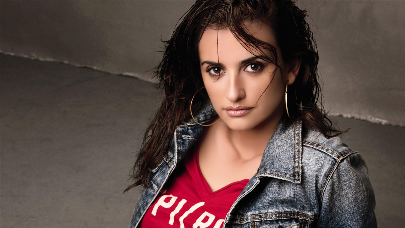 Penelope Cruz fonds d'écran HD #2 - 1366x768