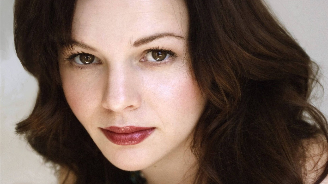 Amber Tamblyn 爱波·塔布琳 美女壁纸11 - 1366x768