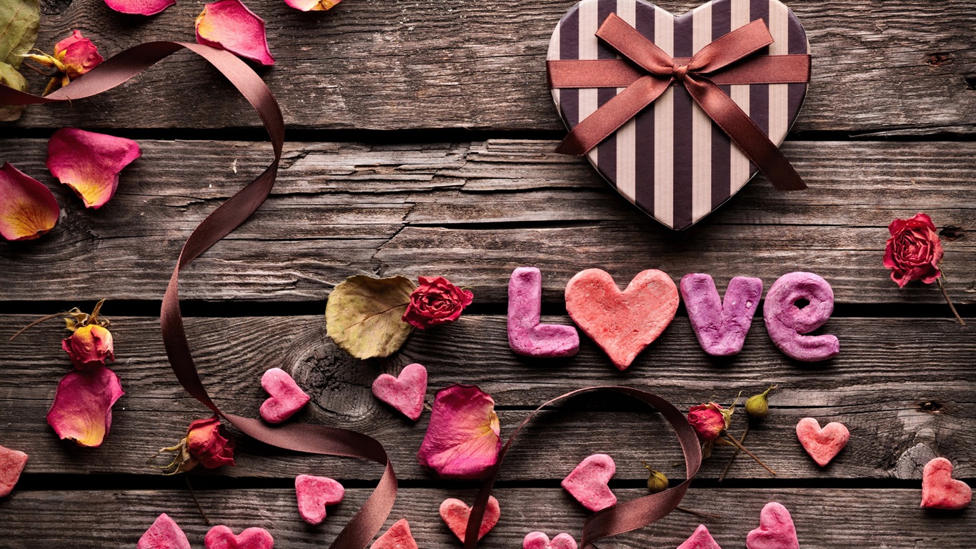 Warm and romantic Valentine's Day HD wallpapers #16 - 1366x768