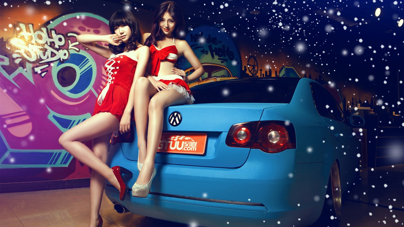 新年喜慶的紅色裝美女車模 高清壁紙 #6 - 1366x768