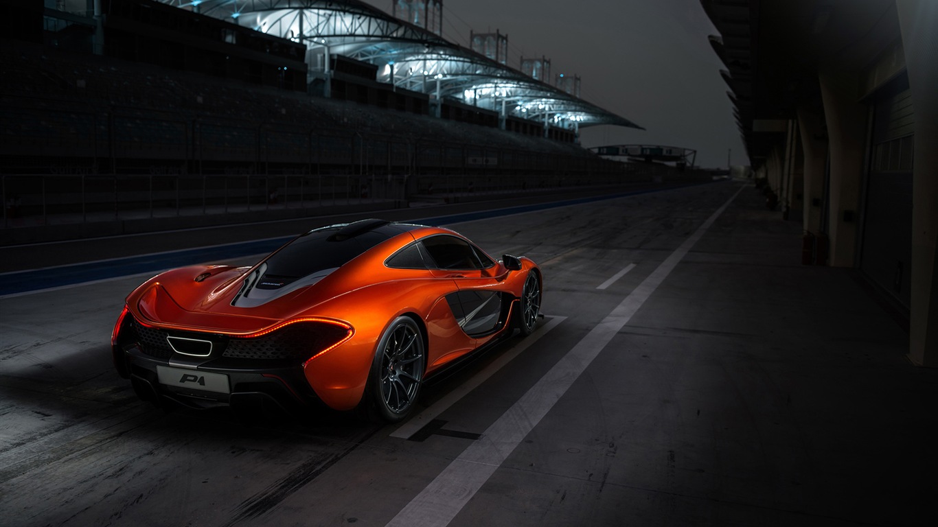 2013 McLaren P1 supercar HD fonds d'écran #9 - 1366x768