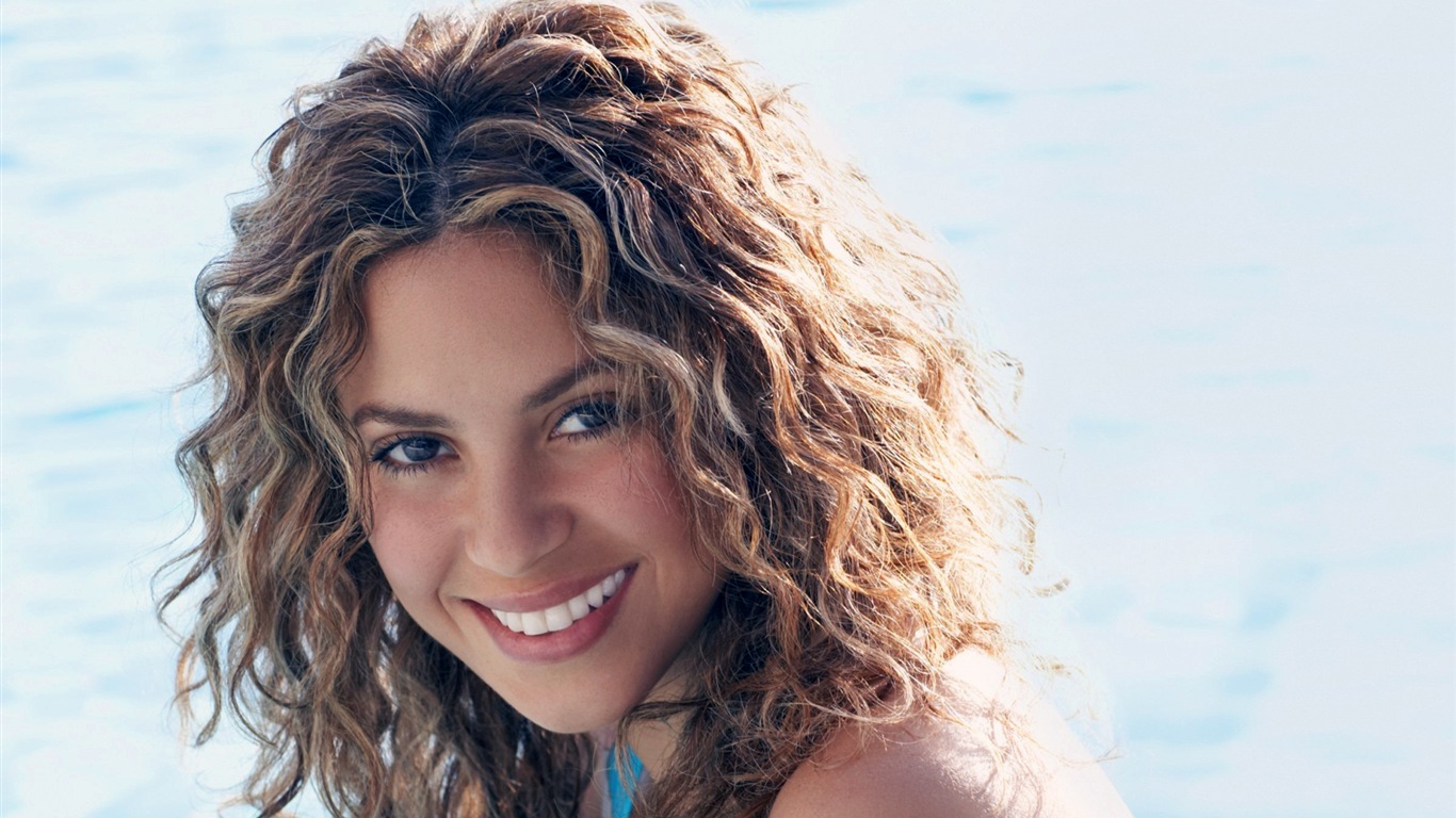 Shakira의 HD 배경 화면 #11 - 1366x768