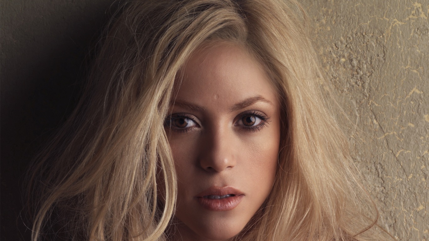 Shakira 夏奇拉 高清壁纸17 - 1366x768