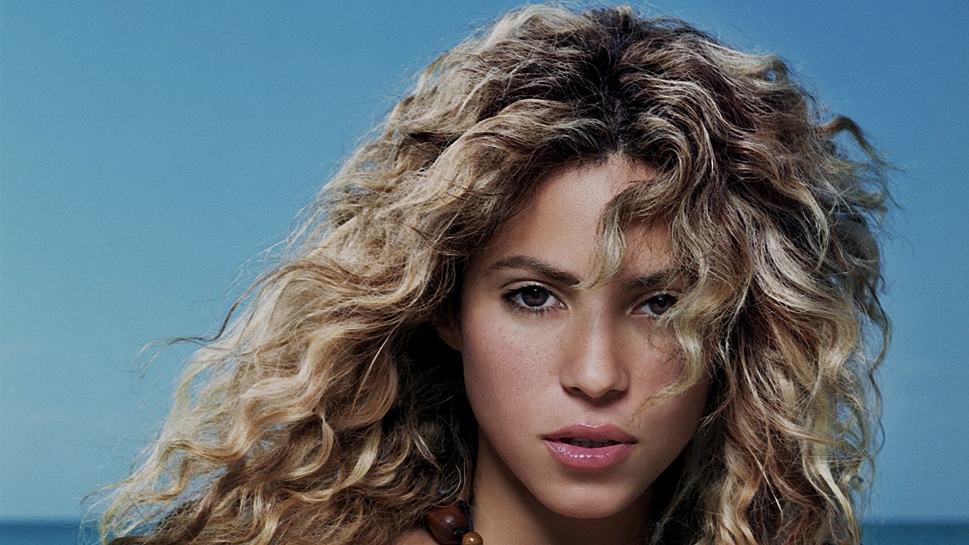 Shakira HD tapety na plochu #19 - 1366x768